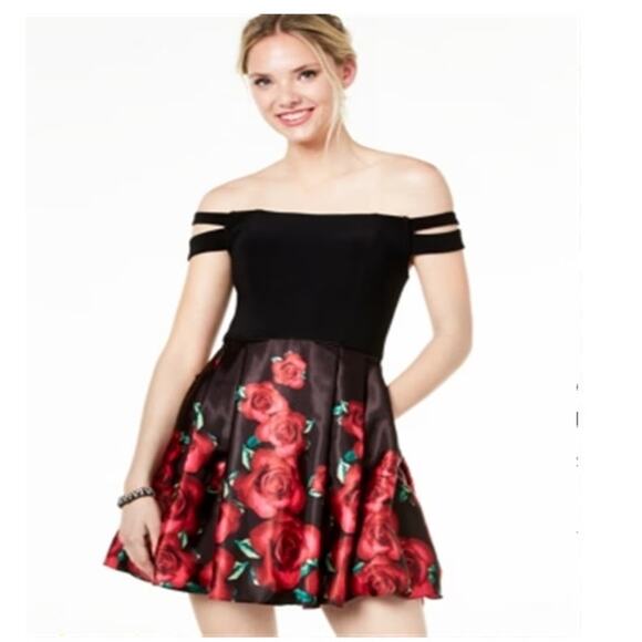 Blondie Nites by Stacy Sklar Red and Black Cocktail dress size 1      *G - Picture 1 of 6